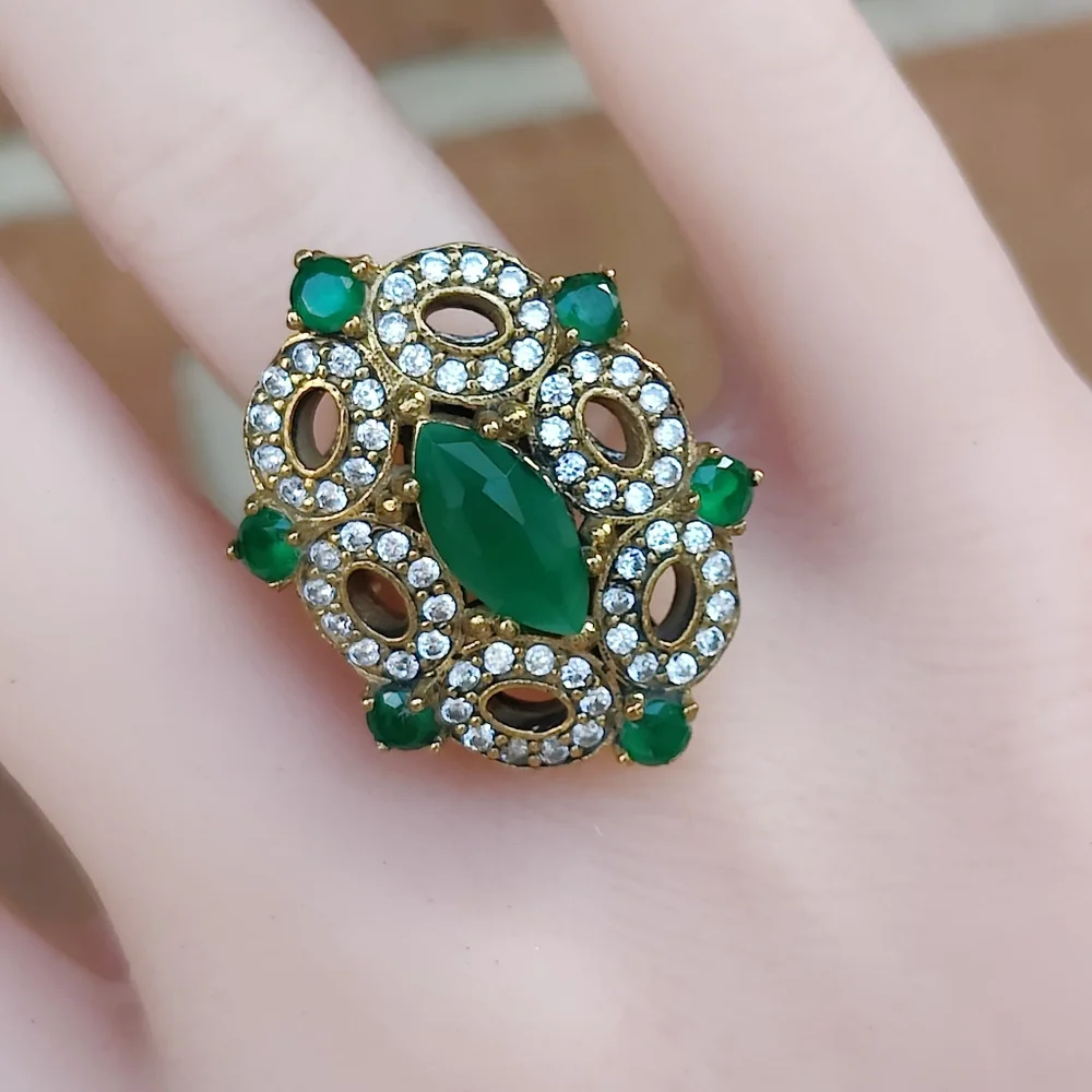 Vintage Sterling Silver Green Emerald And White Topaz Ring